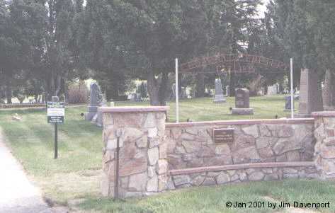 Entrance, Cedar Hill(s) Cemetery, Castle Rock