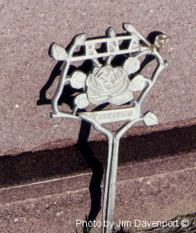 Royal Neighbors of America Emblem, Hartman Cemetery, Prowers County, CO