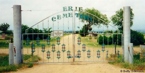 Erie Cemetery Entrance

21 kb

Photo by Betty Gilkinson 

bgilkinson@aol.com 