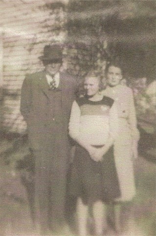 Dora Arnaud Andrus family