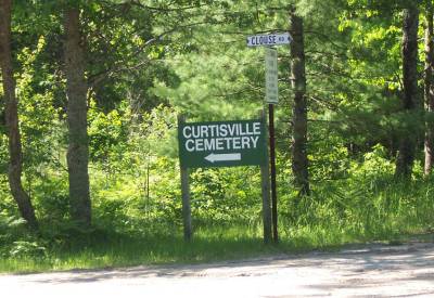 Curtisville Cemetery sign
