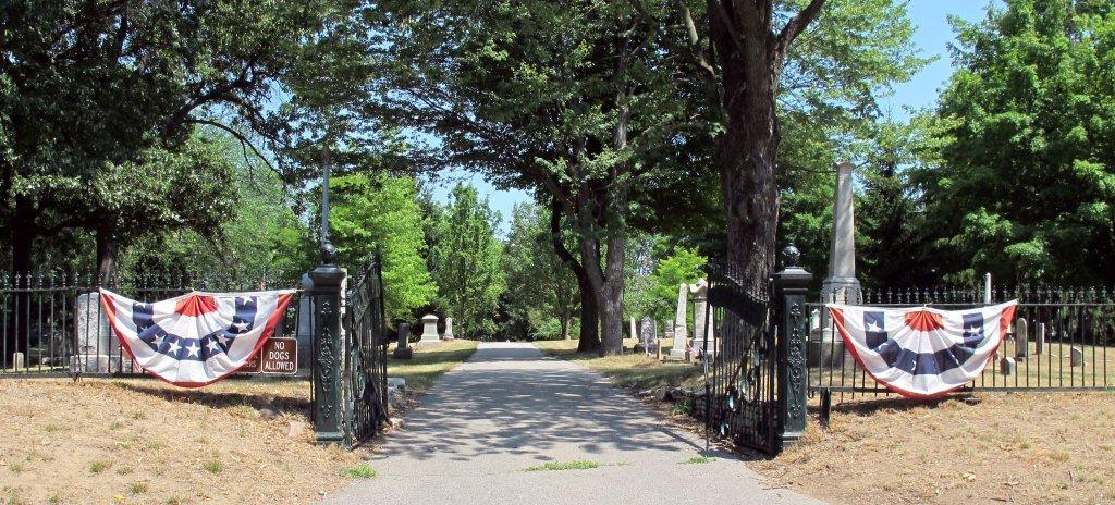 Franklin Cemetery Entrance