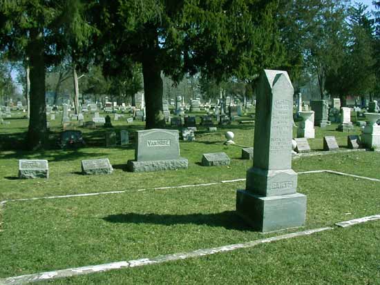 Lakeside Cemetery overview